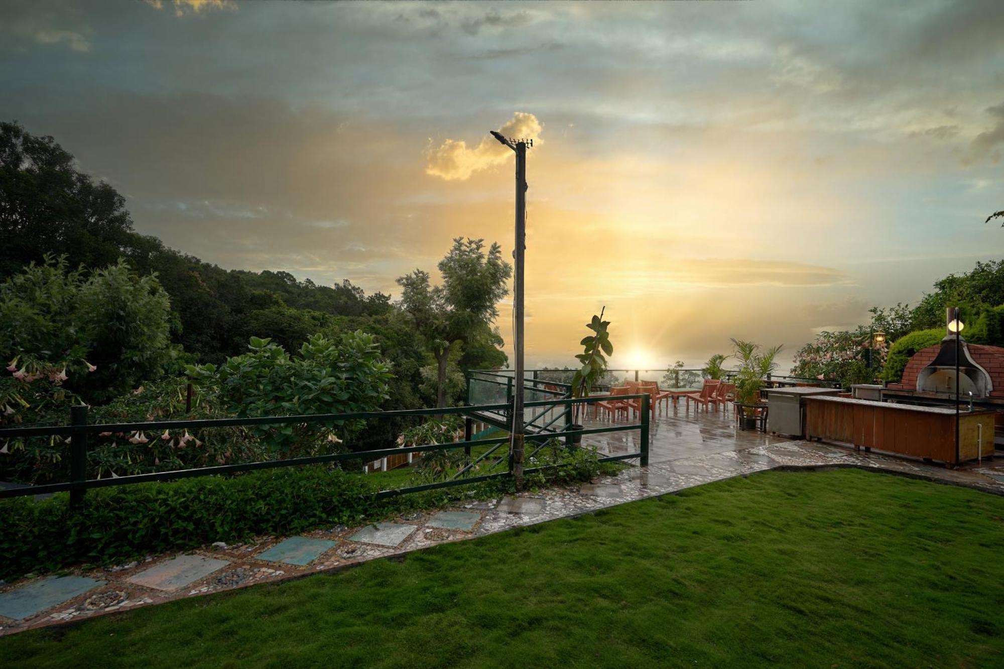 De Rock Jungle Living Resort Coonoor Dış mekan fotoğraf